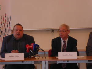 von links nach rechts: Herbert Pichler und Dr. Hansjörg Hofer beim Pressegespräch